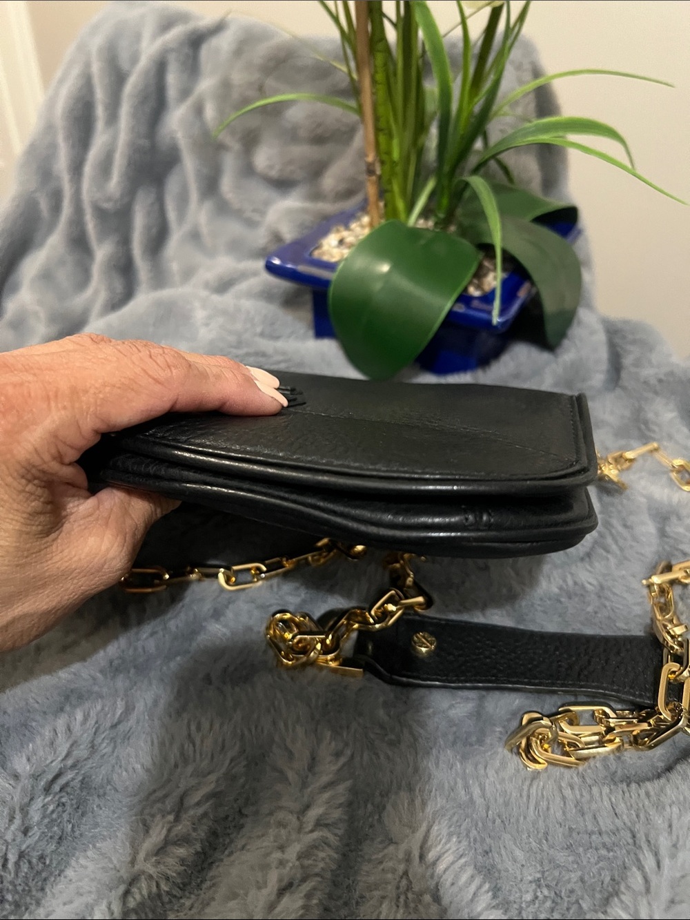 Tory Burch Black Pebbled Leather Shoulder/Crossbody Bag EUC retail $288 - Picture 8 of 9